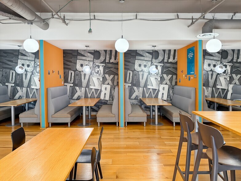 More Photos Of 145 S Fairfax Ave, Los Angeles Coworking Space