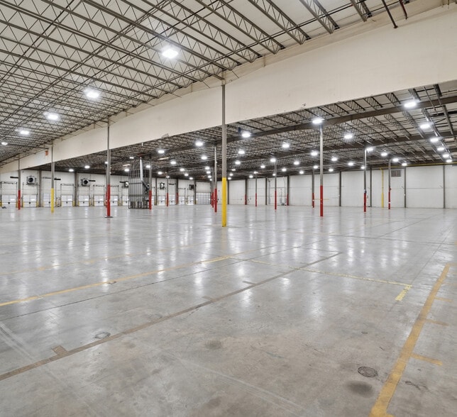 More Photos Of 13201 W Reese Blvd, Huntersville Warehouse For Sale