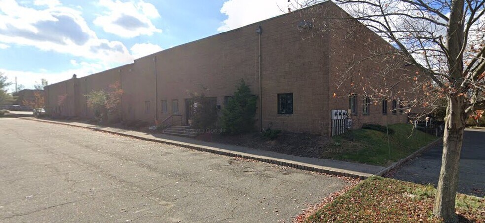 More Photos Of 60 E Hanover Ave, Morris Plains Light Manufacturing For Sale