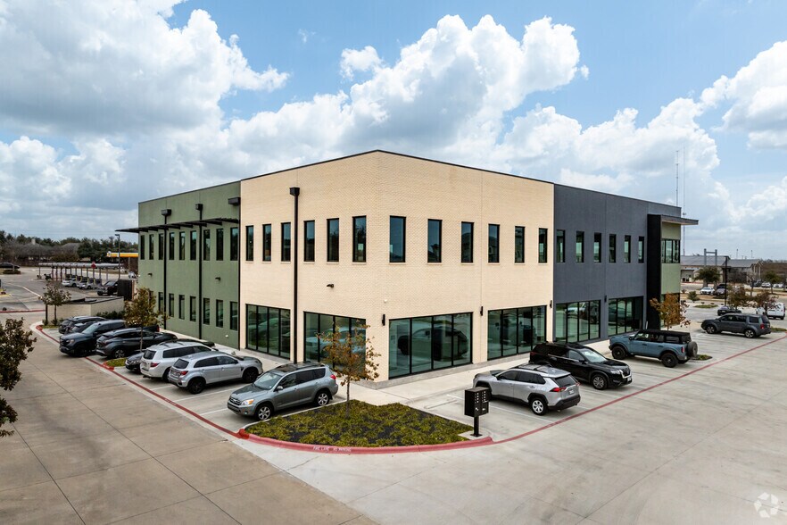 More Photos Of 4700 Campus Village Dr, Round Rock Medical For Sale