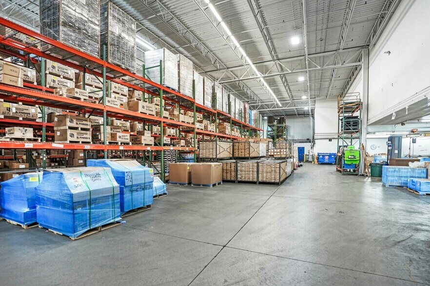 More Photos Of 1174 Northland Dr, Mendota Heights Warehouse For Lease