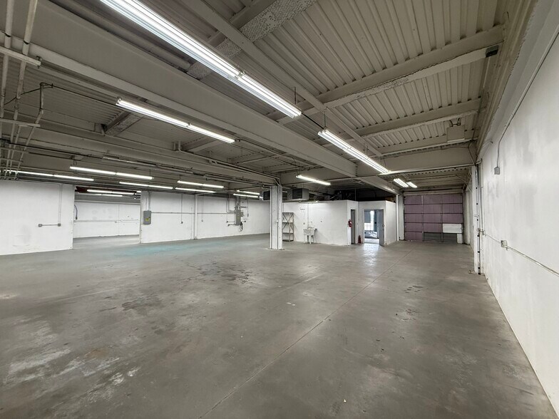 More Photos Of 12100 W 52nd Ave, Wheat Ridge Warehouse For Lease