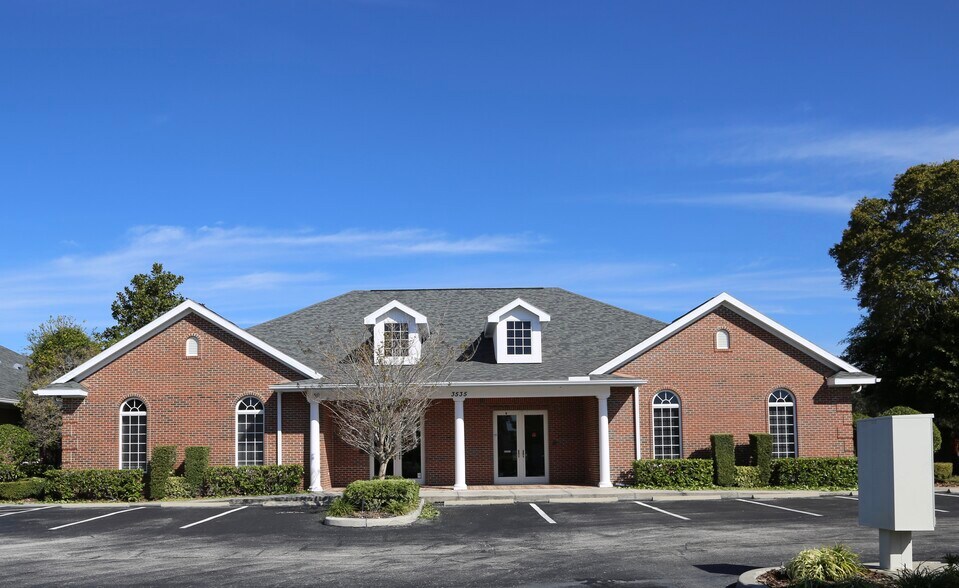 Primary Photo Of 3535 Alt 19 N, Palm Harbor Office For Sale