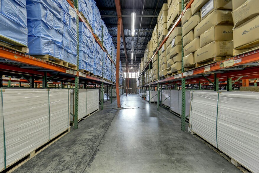 More Photos Of 370 Bergen Ave, Kearny Warehouse For Lease