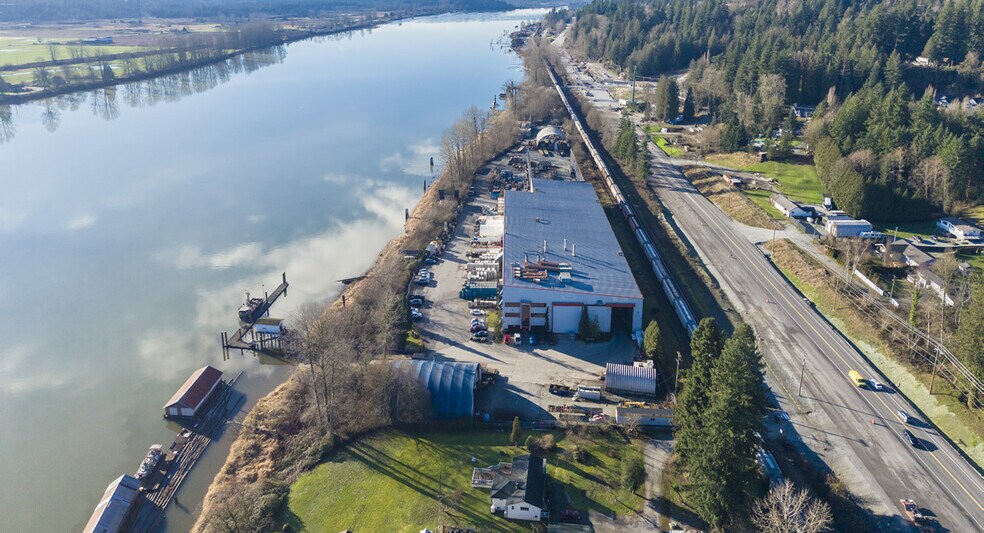 More Photos Of 27222 Lougheed Hwy, Maple Ridge Warehouse For Sale