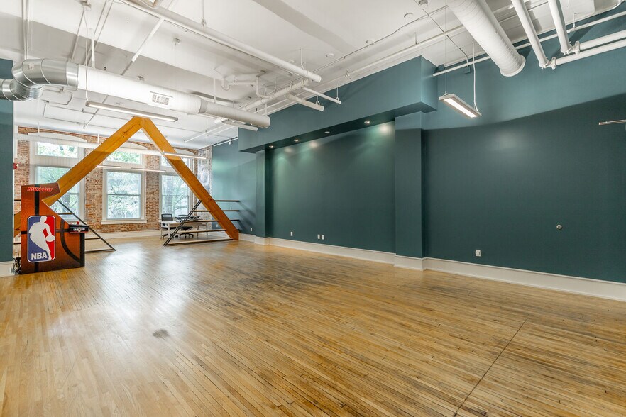 More Photos Of 800 Market St, Chattanooga Apartments For Lease