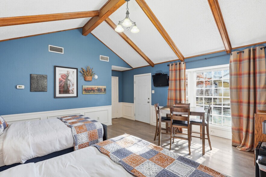 More Photos Of 201 N State St, Fort Davis Hotel For Sale