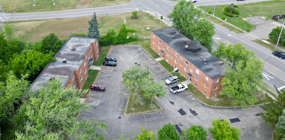 More Photos Of 4822 Hyde Park Blvd, Niagara Falls Apartments For Sale