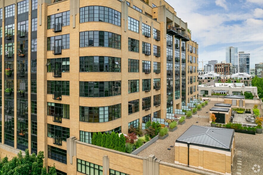 More Photos Of 425 NW 10th Ave, Portland Office For Lease