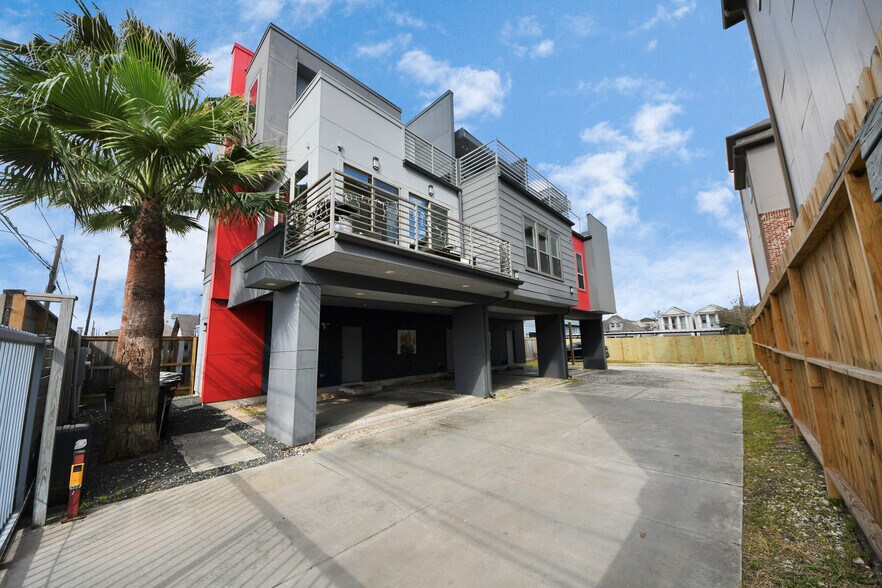 More Photos Of 1708 Winter St, Houston Apartments For Sale
