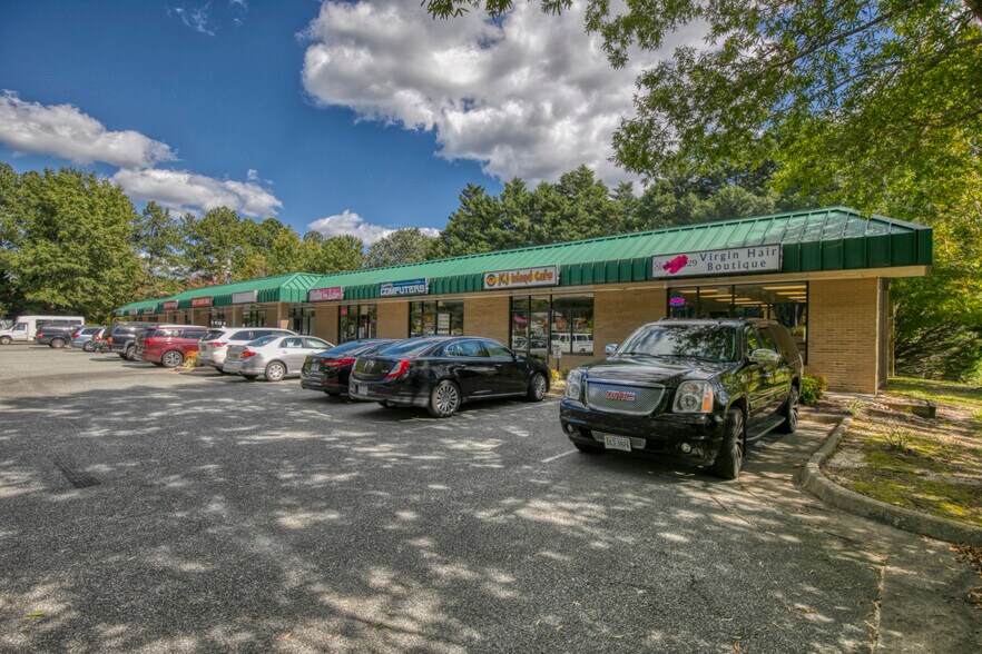 More Photos Of 5242 Olde Towne Rd, Williamsburg General Retail For Lease