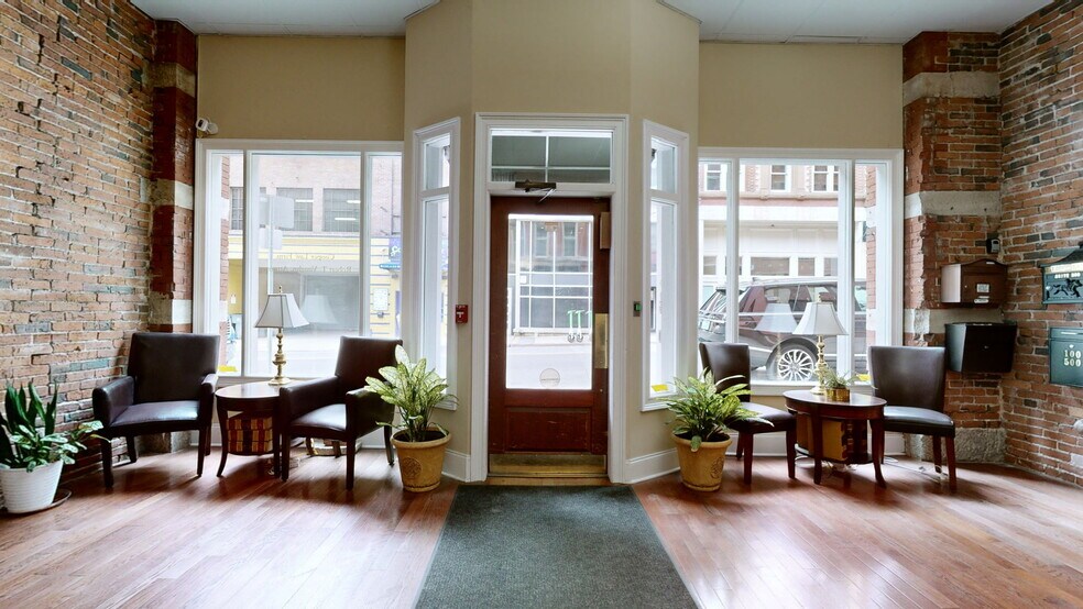 More Photos Of 208 3rd Ave N, Nashville Office For Sale