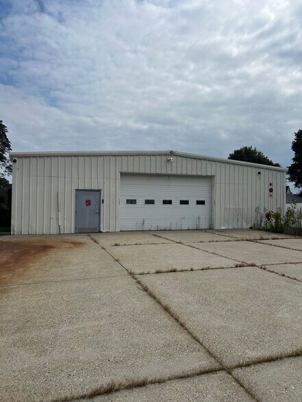 More Photos Of 8 Collette St, Grafton Manufacturing For Lease