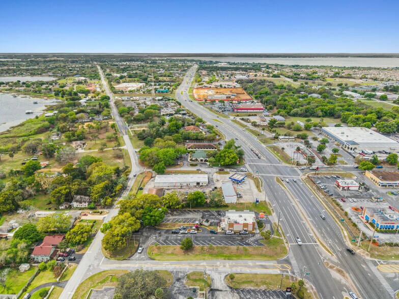 More Photos Of 16014 US Highway 441, Eustis Convenience Store For Sale