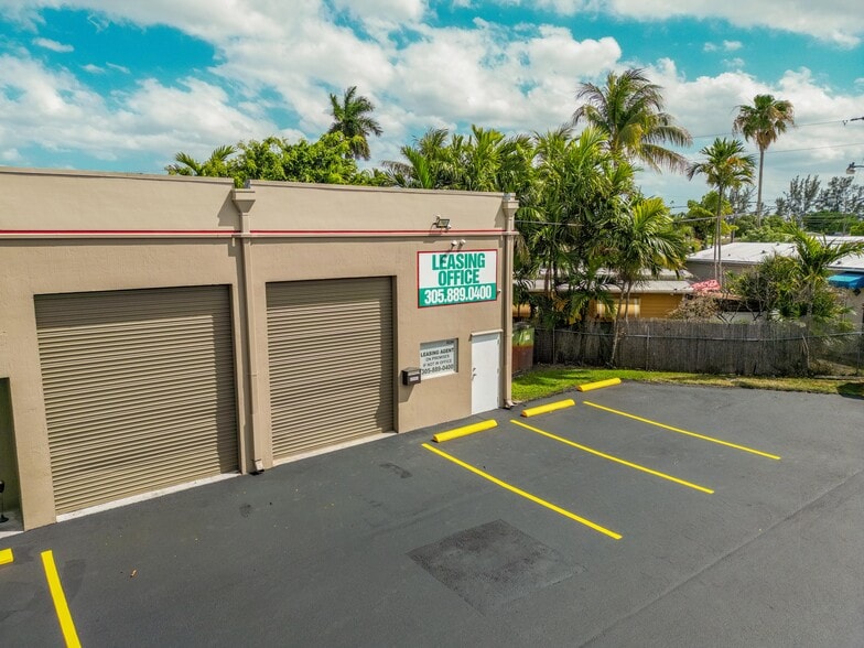 More Photos Of 8238-8270 NW South River Dr, Miami Industrial For Lease
