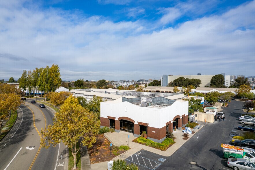 More Photos Of 300 Wind River Way, Alameda Unknown For Lease