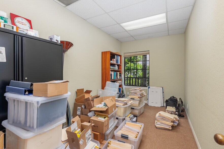 More Photos Of 4407 Manchester Ave, Encinitas Medical For Sale