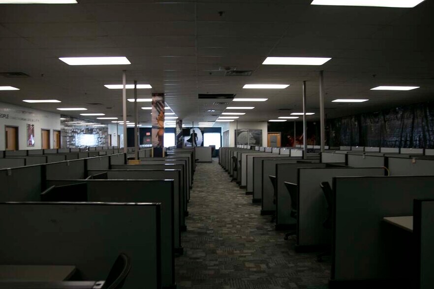 More Photos Of 1180 Jefferson Rd, Rochester Unknown For Lease