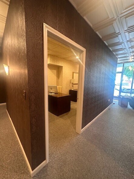 More Photos Of 62 Public Sq, Salem Storefront Retail Office For Sale