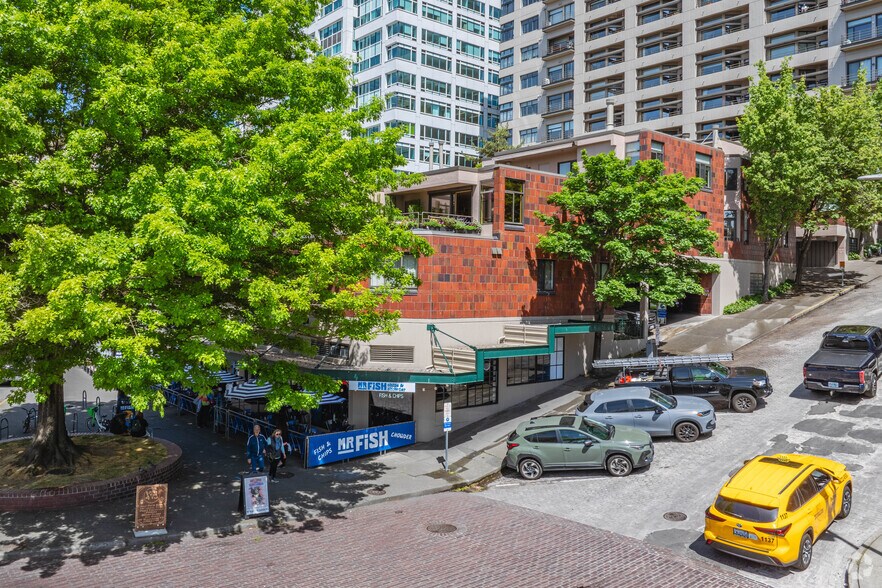 More Photos Of 2021 1st Ave, Seattle Apartments For Lease