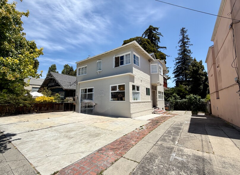 More Photos Of 368 Adams St, Oakland Apartments For Sale