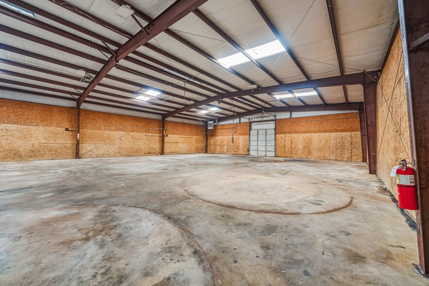 More Photos Of 6737 FM 362, Brookshire Warehouse For Lease