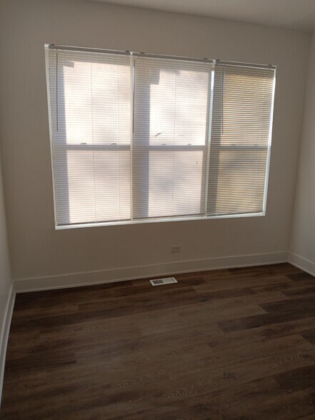 More Photos Of 1256 S Independence Blvd, Chicago Apartments For Sale