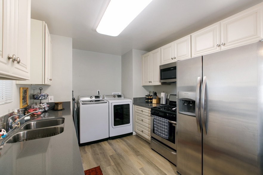 More Photos Of 3960-3968 Helix St, Spring Valley Apartments For Sale