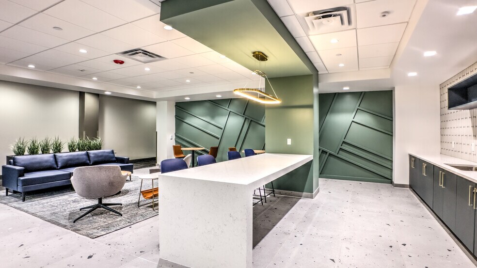 More Photos Of 5775 Dtc Blvd, Greenwood Village Office For Lease