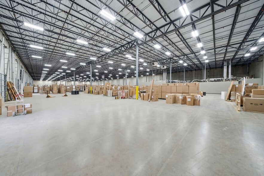 More Photos Of 5500 Mid Cities, Schertz Warehouse For Lease