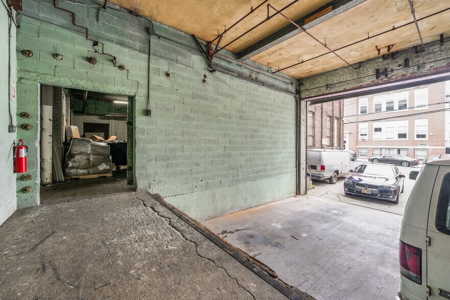 More Photos Of 560 55th St, West New York Manufacturing For Sale