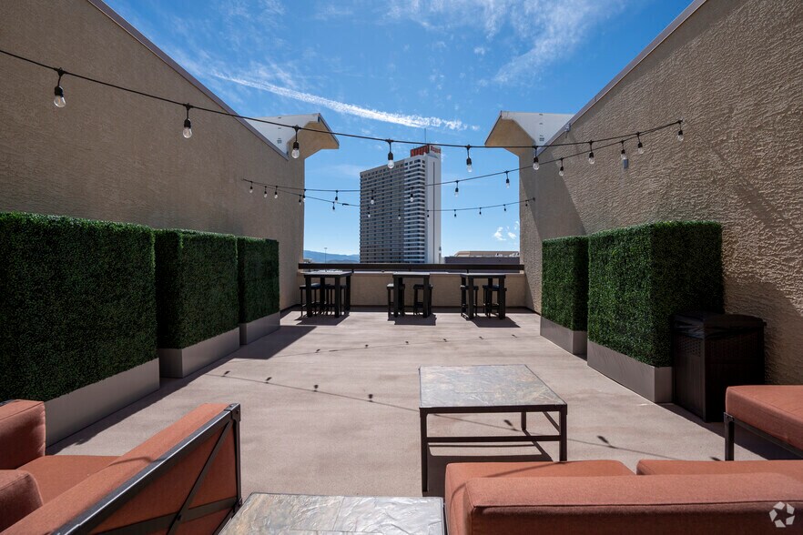 More Photos Of 1125 Avenue of the Oaks, Sparks Apartments For Lease