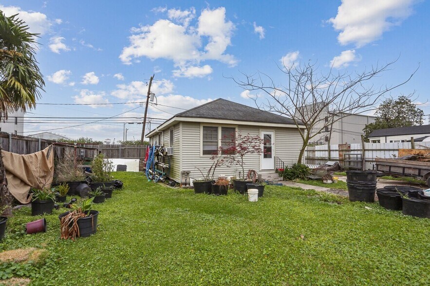 More Photos Of 406 Iris Ave, New Orleans Land For Lease