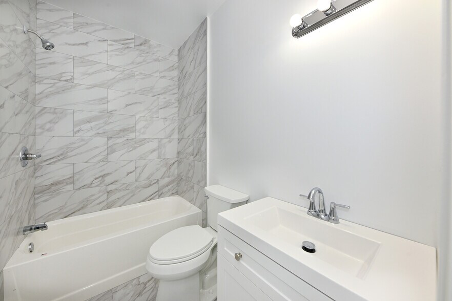More Photos Of 59 Lincoln Ave, Fair Lawn Office Residential For Sale