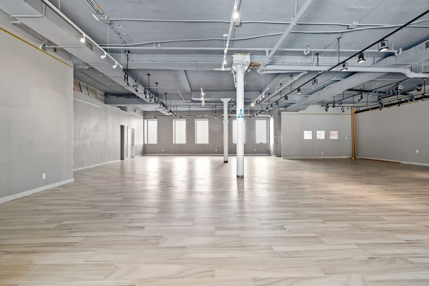 More Photos Of 81 Boylston St, Brookline Storefront For Sale