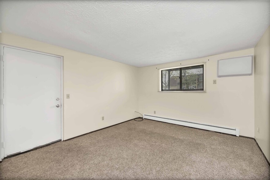 More Photos Of 2612 Pioneer Trl, Sandusky Apartments For Sale