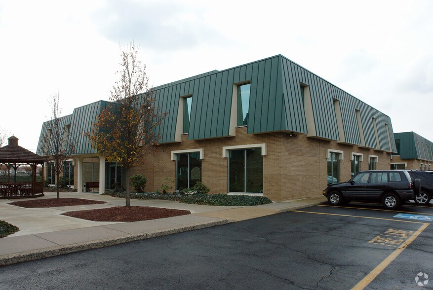 More Photos Of 65 W Street Rd, Warminster Unknown For Lease