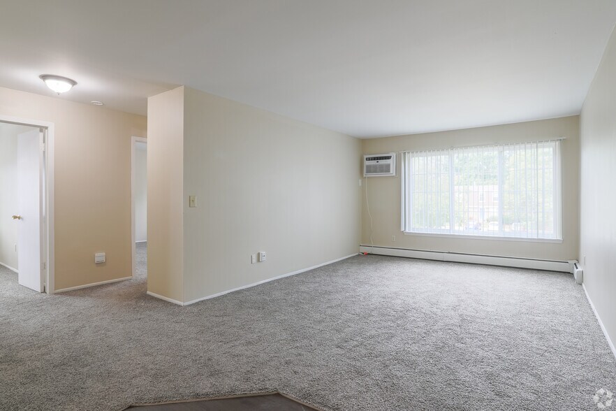 More Photos Of 6129-6201 Beechfield Dr, Lansing Apartments For Sale