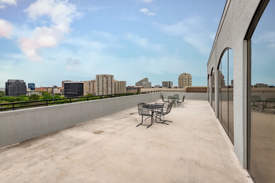 More Photos Of 3400 Carlisle St, Dallas Office For Lease