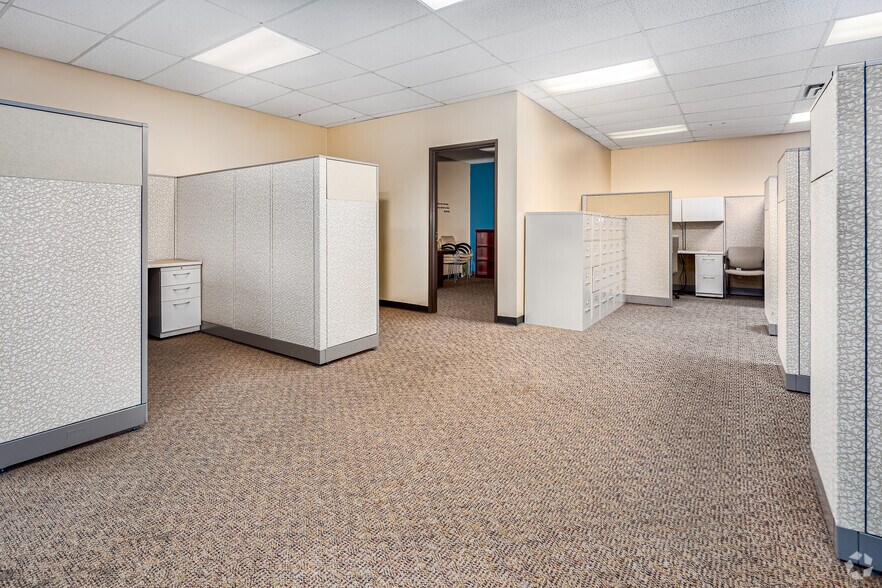 More Photos Of 1300 Teasley Ln, Denton Office For Sale