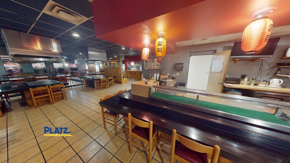 More Photos Of 3864 Youngstown Rd SE, Warren Restaurant For Sale