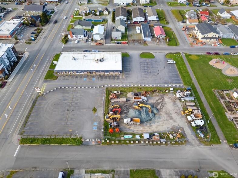 More Photos Of 2821 Commercial Ave, Anacortes Land For Sale