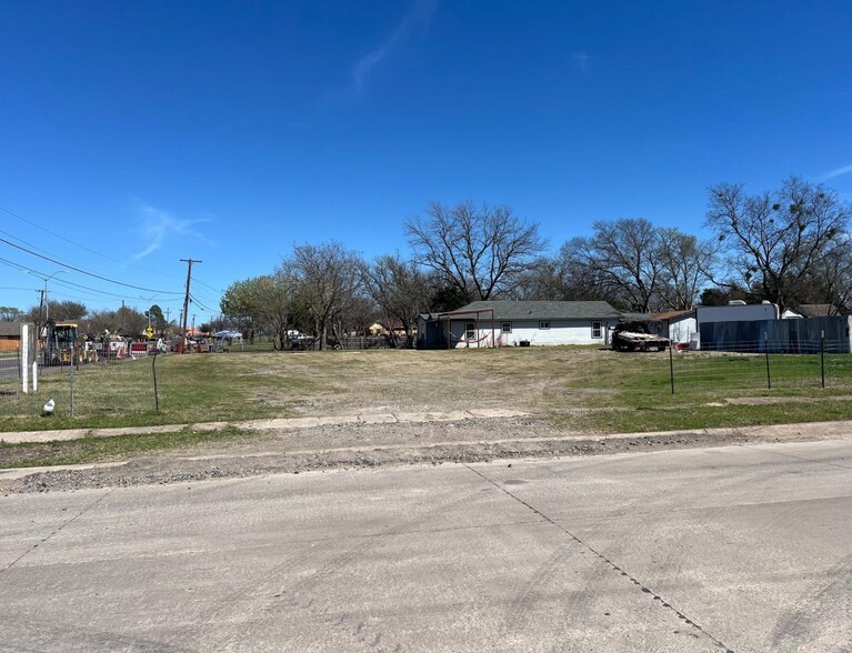 More Photos Of 9402 Scyene Rd, Dallas Land For Sale