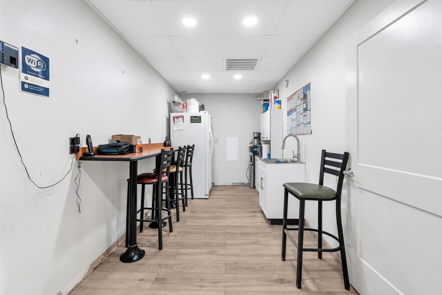 More Photos Of 15464 SE 94th Ave, Clackamas Industrial For Sale