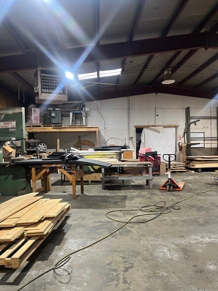 More Photos Of 1009 Putman Dr NW, Huntsville Warehouse For Lease