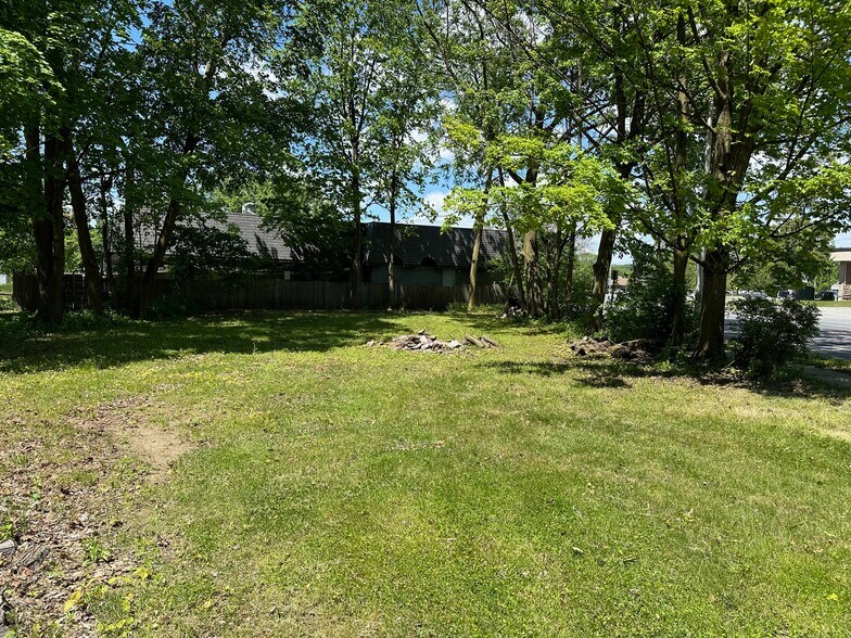 More Photos Of 147 South St, Glens Falls Land For Sale