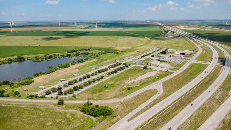 More Photos Of 10736 N Interstate Highway 37, Mathis Specialty For Sale