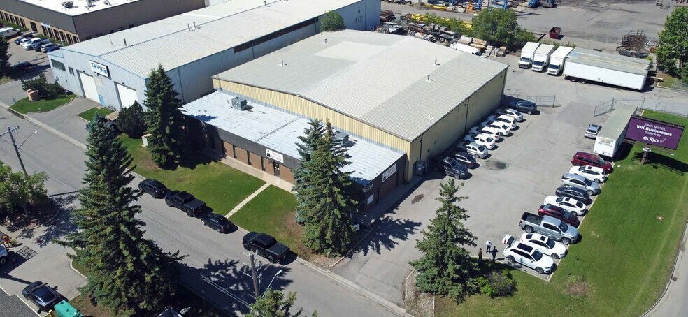 More Photos Of 4605 76 Av SE, Calgary Warehouse For Sale