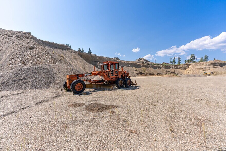 More Photos Of 116 Sullivan Lake Rd, Ione Cement Gravel Plant For Sale