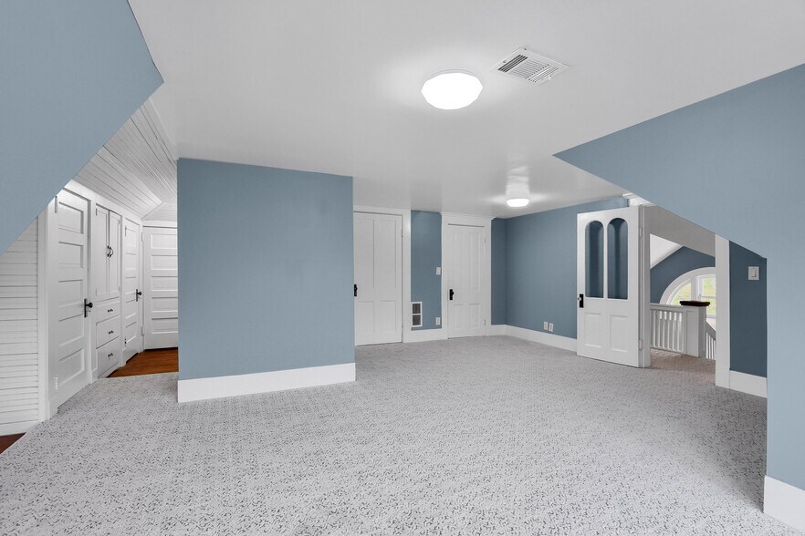 More Photos Of 511 S Travis St, Sherman Office For Sale